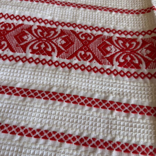 Traditional woven quilt like new 2.20 x 2.00 m