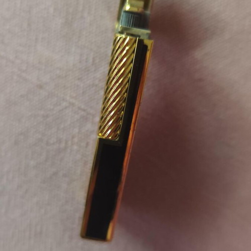vintage Auto-rollalite black lacquer & metal