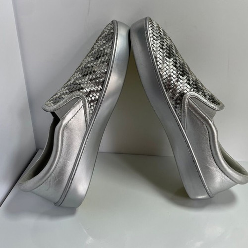 Dior leather slip on sneakers size 38 like new, silver