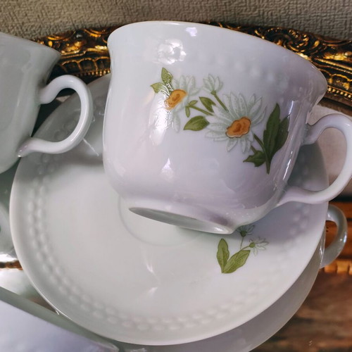 Kahla vintage porcelain tea and coffee set, 6 cups with saucers, Made in GDR