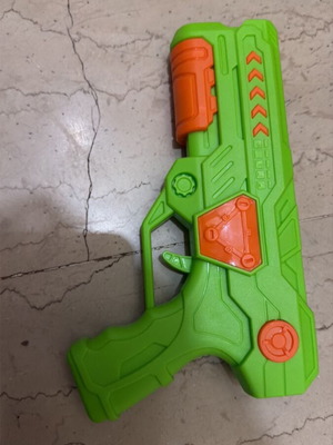 Plastic toy gun new
