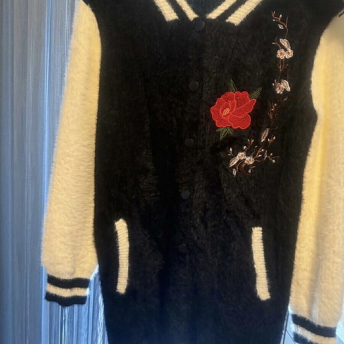 Morgan de Toi cardigan L like new, very warm with embroidery