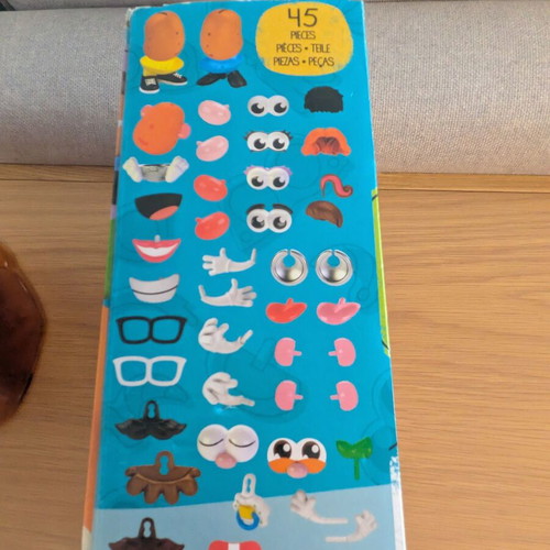 Potato Head Family Safari theme like new, complete accessories