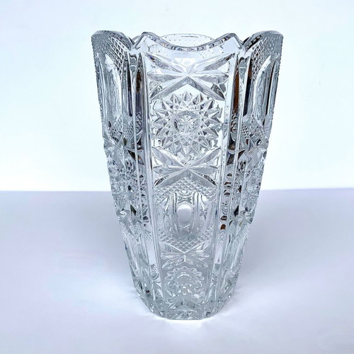 Crystal heavy vase used with rich engraving vintage 1960/70s
