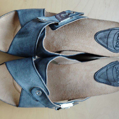 Scholl women's slippers natural leather size 41 like new