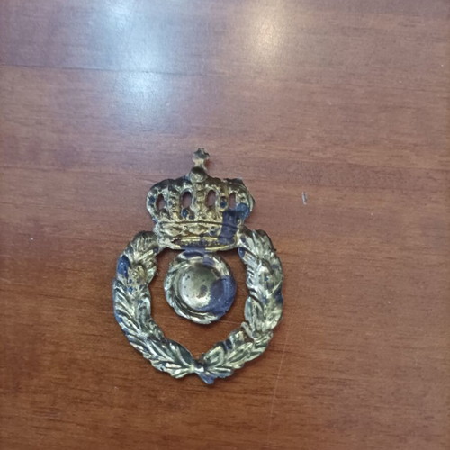 Royal emblem for hat like new (1950)