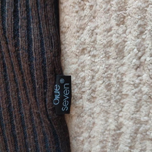 Blue Seven Men Sweater size L like new, dark brown knit