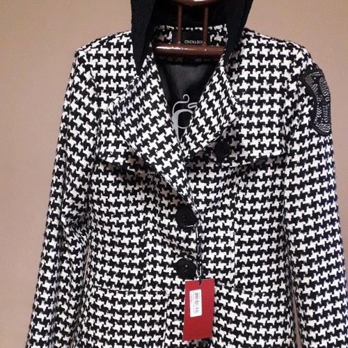 Cinema Donna jacket new, size 38, with hood