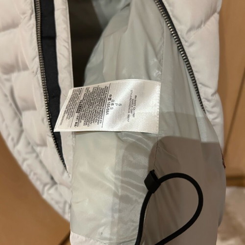 GAP sleeveless jacket like new, grey, size S