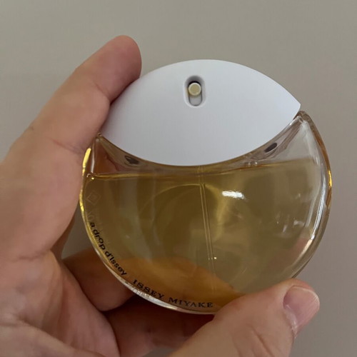 Issey Miyake A Drop d'Issey Eau de Parfum 30ml like new with box