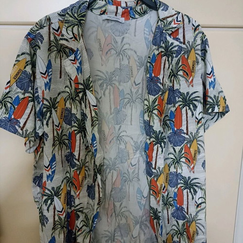 Men's shirt with summer patterns like new, white and multicolor