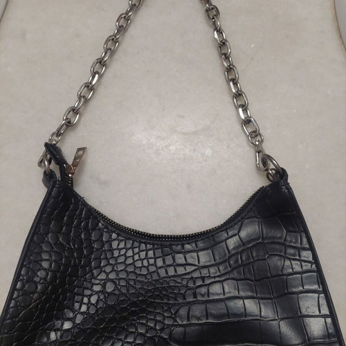 Bershka shoulder bag black with croco pattern and silver chain like new