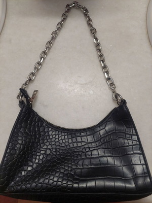 Bershka shoulder bag black with croco pattern and silver chain like new