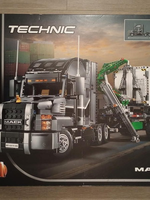 Lego Technic Mack Anthem 42078 new, sealed