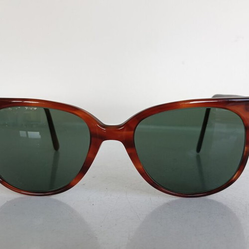 Ray-Ban Celebrities sunglasses like new, vintage brown Bausch & Lomb