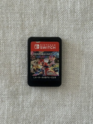 Mario Kart Deluxe Nintendo Switch μεταχειρισμένο παιχνίδι
