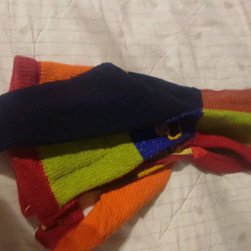 Hand knitted wool sweater with zipper and car decoration, new, for 3-year-old child