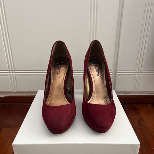 Attrattivo burgundy suede pumps 12cm heel like new