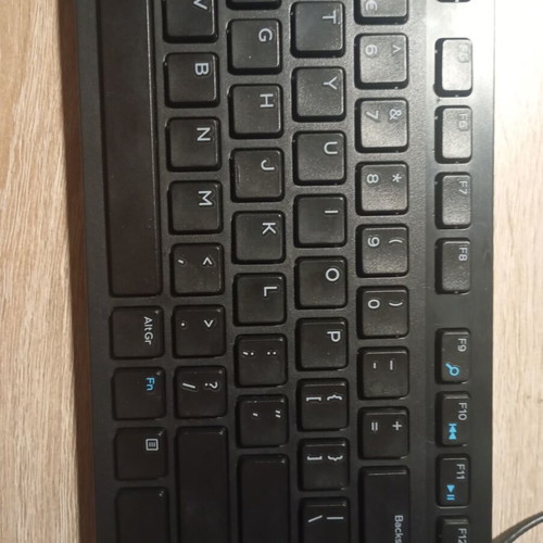 Dell wired keyboard like new for office use