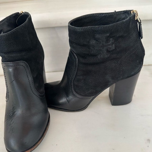 Tory Burch black suede and leather ankle boots like new, size 37