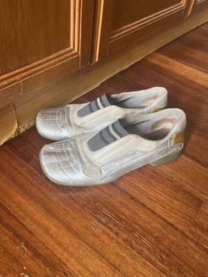 Prada women's loafers used, silver, size 39