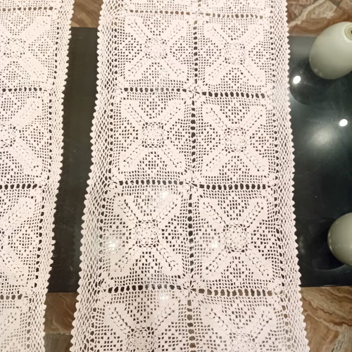 Handmade tablecloth and runners set, like new