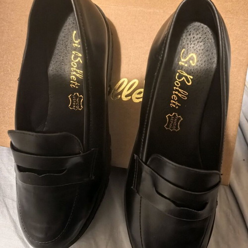 Pair of A.S. 98 women's black shoes size 37 like new