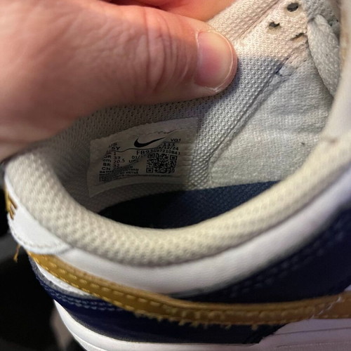 Nike Dunk Low sneakers used, size 33, blue
