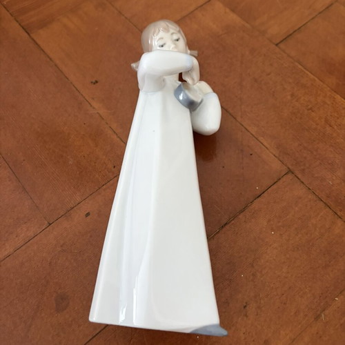 Αγαλματάκι Lladro σαν καινούργιο, ύψος 20.5 εκατοστά