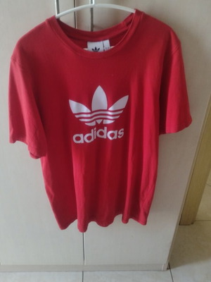 Adidas t-shirt size M, like new, red