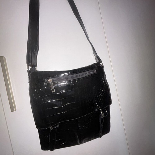 Shoulder bag black used