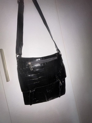 Shoulder bag black used