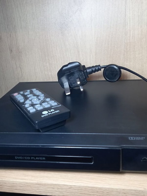 LG DVD player with manual and remote control, like new, Region 2