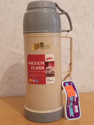 Thermos 0.450 L new, plastic body with glass inner flask