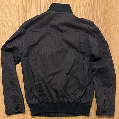 Dur thin seasonal jacket size M like new, blue