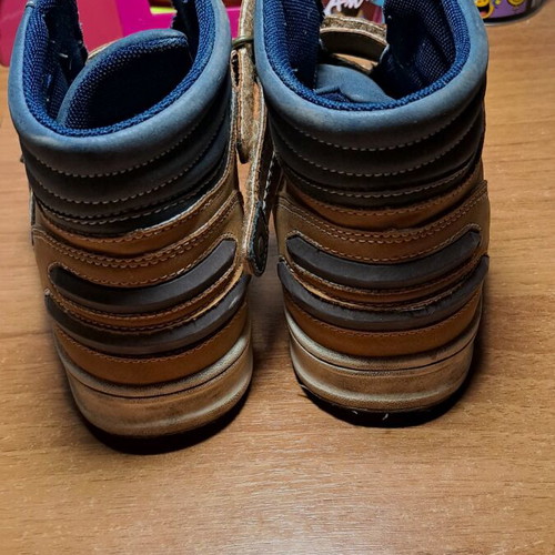 Boys' boots used, size 32, brown