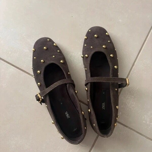 Zara ballerinas like new, brown leather with studs