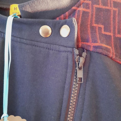 HHG lightweight autumn coat new, size L-XL, blue with burgundy details