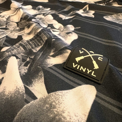 Vinyl Art Clothing men's floral and striped t-shirt medium like new