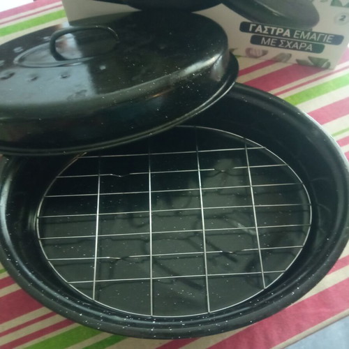 Enamel Roasting Pan with Rack like new 42x32 cm