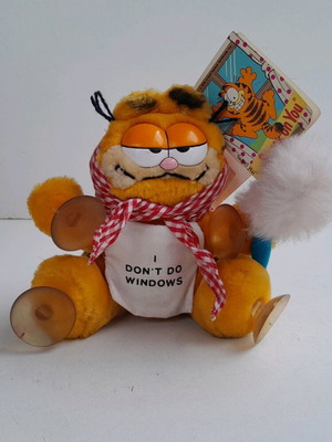 Garfield Stuck On You 1981 Dakin plush toy new