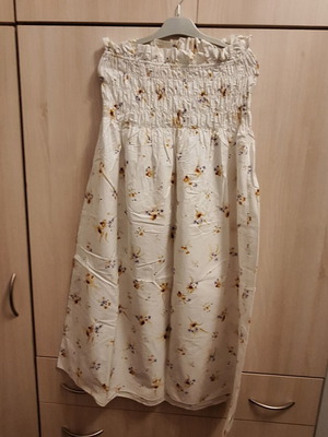 H&M Floral Strapless Dress Large like new, white, smocked
