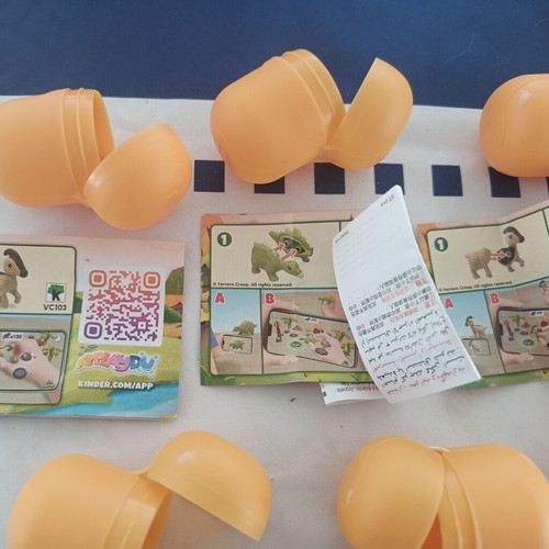 Kinder Dinosaur Egg Capsules Pack of 11 New with Paper Inserts