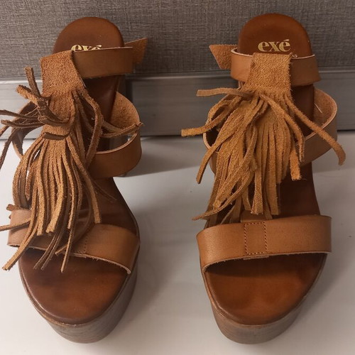 Tsakiris Mallas sandals size 38 like new, brown platform
