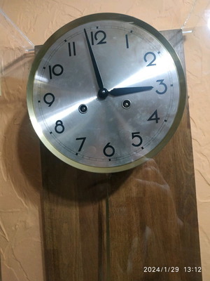 Wall clock wind-up new with dial and plexiglass cover