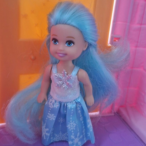 Doll small princess like new