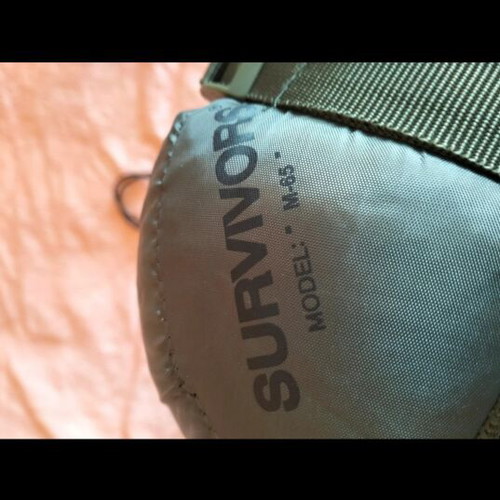 Sleeping Bag Survivor Military like new with carrying case