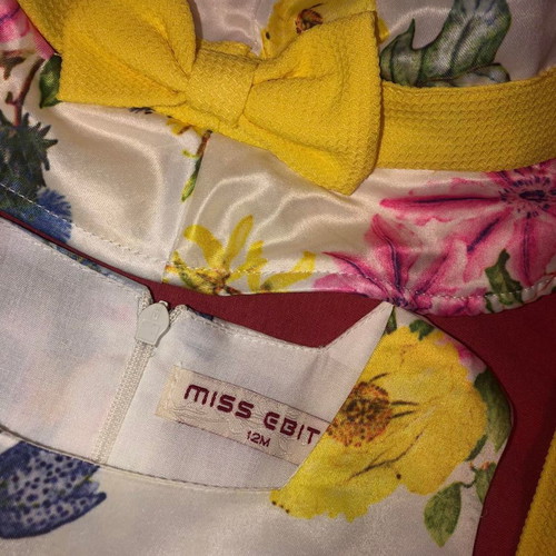 Baby dress set with hat for 12 months, like new, floral yellow