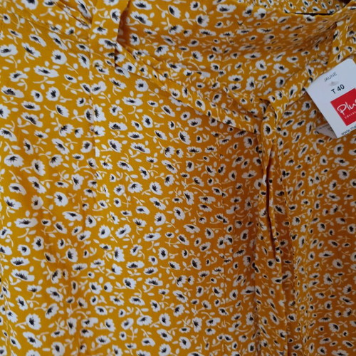Summer pants new, size 40 large, yellow