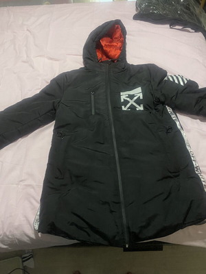 Off White black puffer jacket with hood and red lining, size L